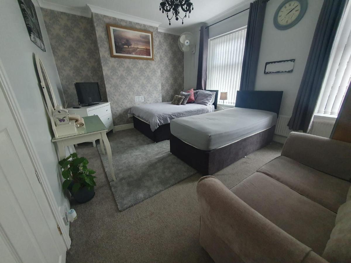 Private Luxury Double Room In Cardiff Kültér fotó